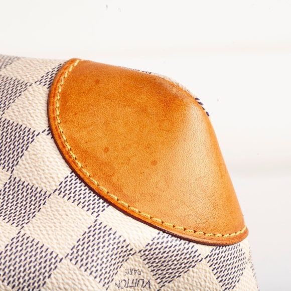 Authentic Lous Vuitton Damer Azur Canvas Hampstead MM Shoulder Bag - Picture 8 of 15